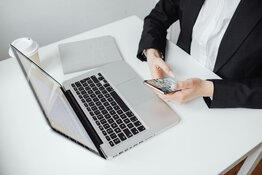 Svarbi infomacija: vienodinami el. pašto adresai